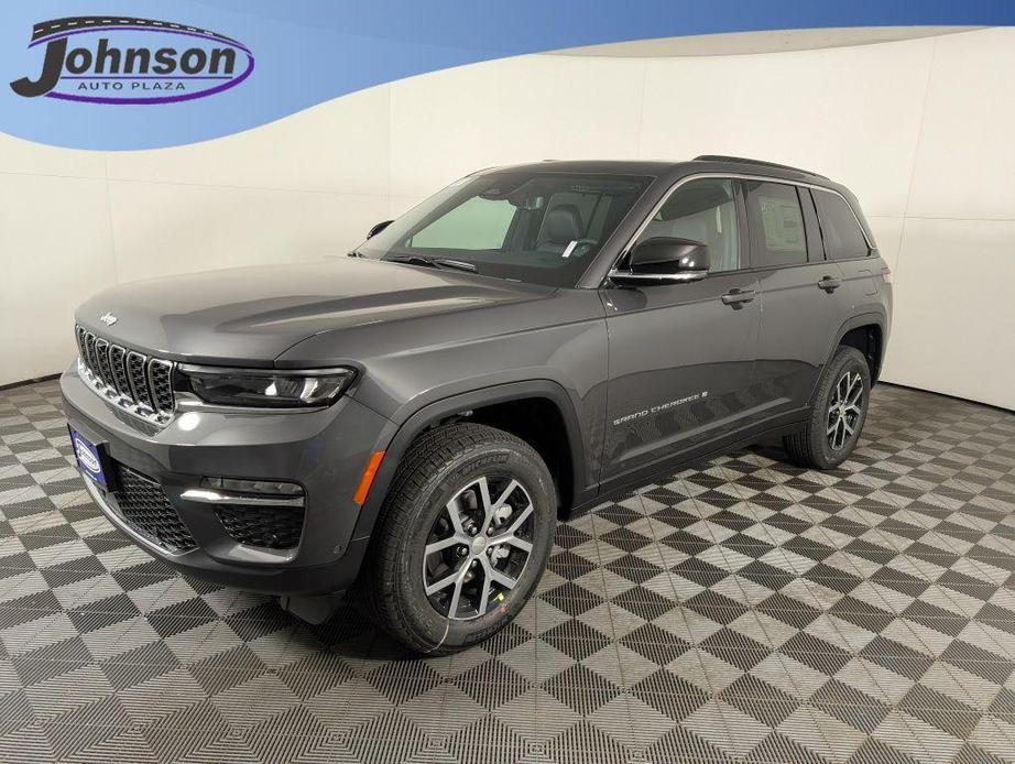 new 2025 Jeep Grand Cherokee car, priced at $48,386