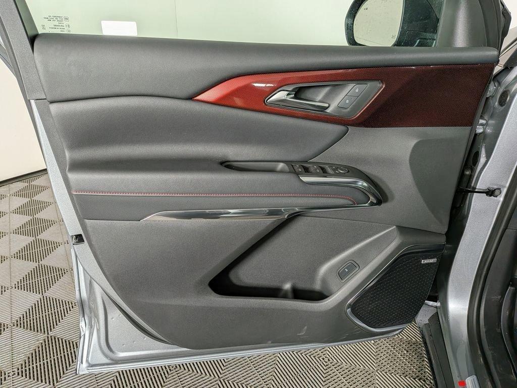 new 2025 Chevrolet Traverse car, priced at $55,628