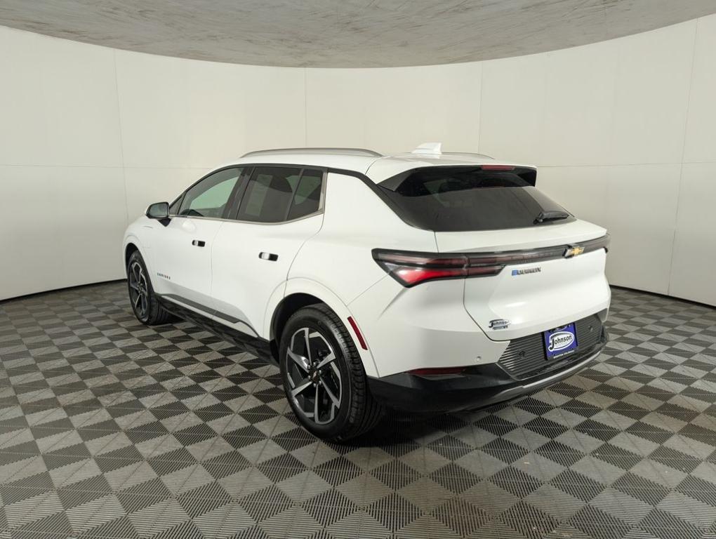 used 2025 Chevrolet Equinox EV car, priced at $27,488