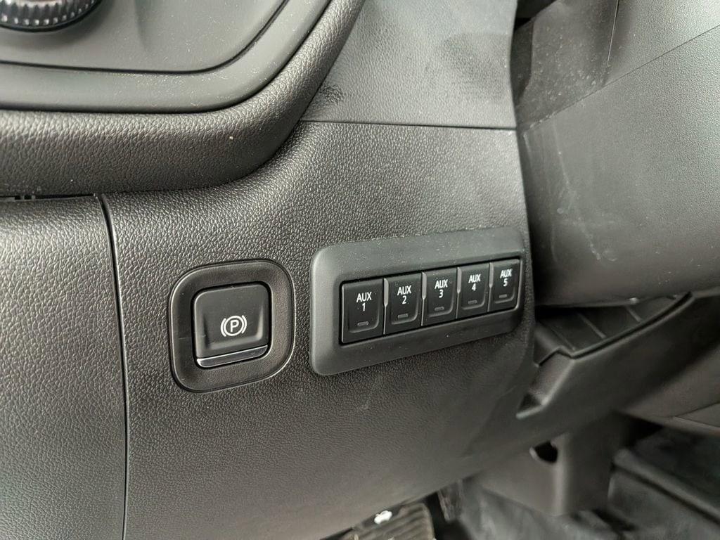 new 2025 GMC Sierra 2500 car, priced at $60,674