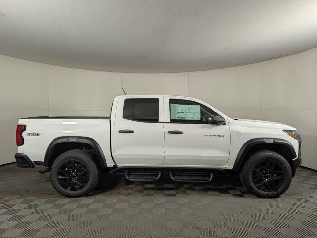 new 2025 Chevrolet Colorado car, priced at $46,190