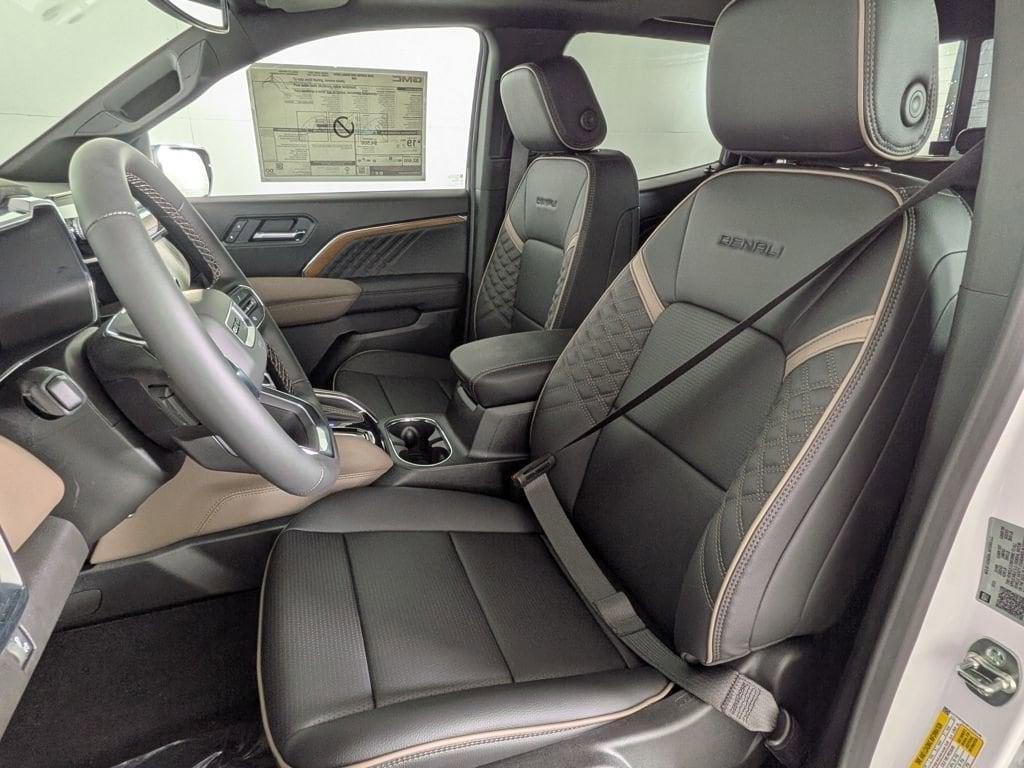 new 2026 GMC Canyon car, priced at $55,128