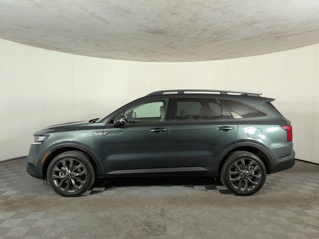 used 2023 Kia Sorento car, priced at $29,988