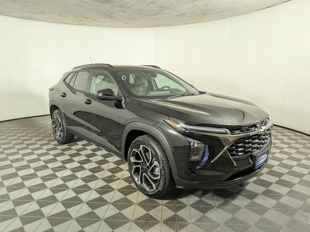 new 2026 Chevrolet Trax car, priced at $27,904