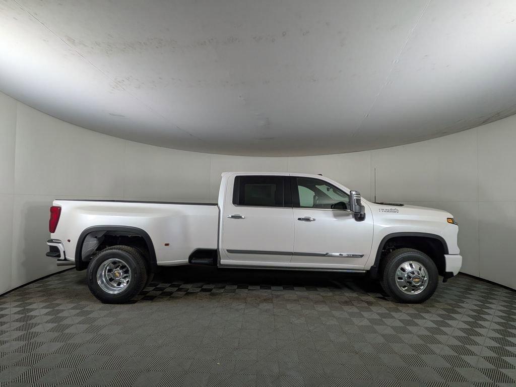 new 2025 Chevrolet Silverado 3500 car, priced at $94,779