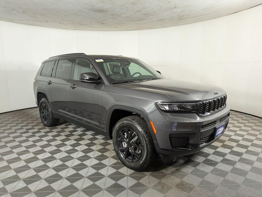new 2025 Jeep Grand Cherokee L car, priced at $39,883