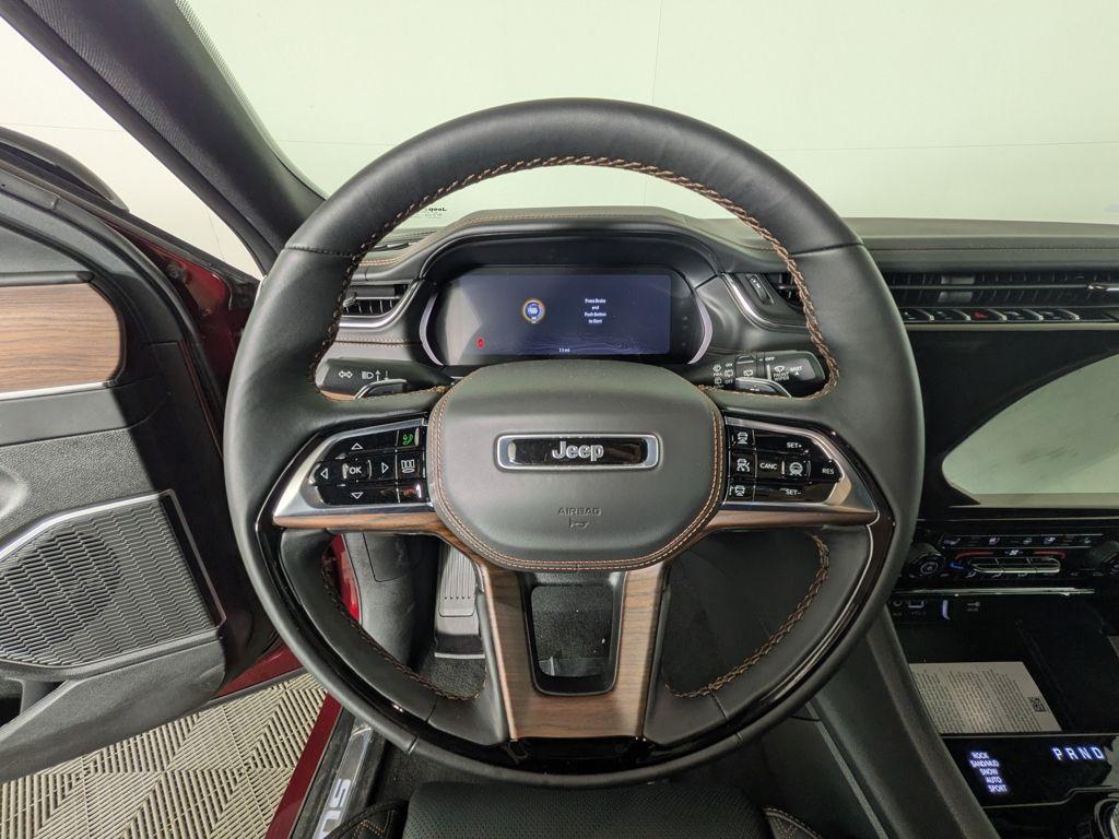 new 2025 Jeep Grand Cherokee L car, priced at $60,011