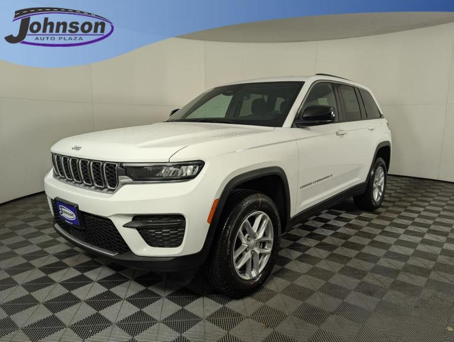 new 2025 Jeep Grand Cherokee car, priced at $37,209