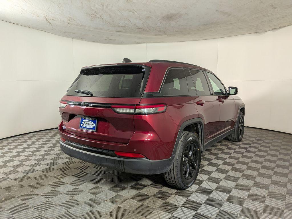 used 2024 Jeep Grand Cherokee car, priced at $29,488