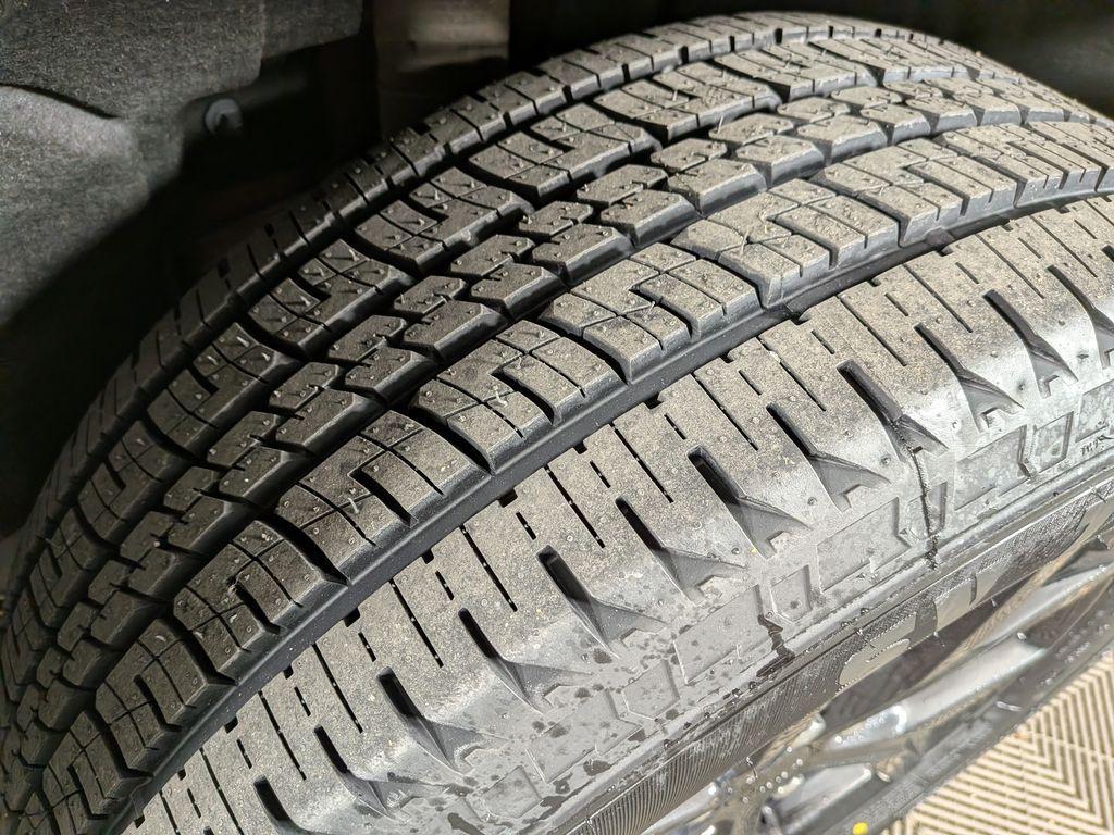 used 2024 Jeep Grand Cherokee car, priced at $29,488