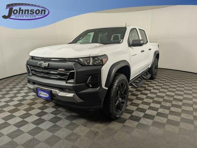 new 2025 Chevrolet Colorado car, priced at $46,190