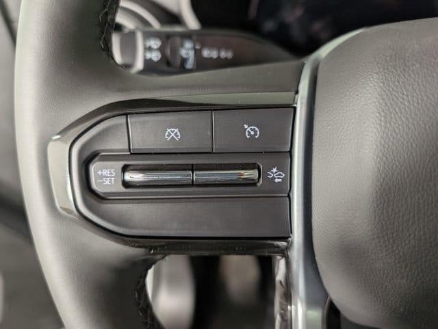 new 2025 Chevrolet Colorado car, priced at $46,190