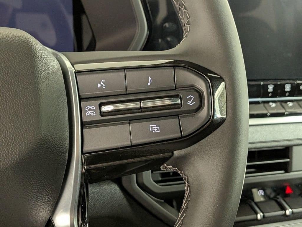 new 2025 Chevrolet Colorado car, priced at $39,609