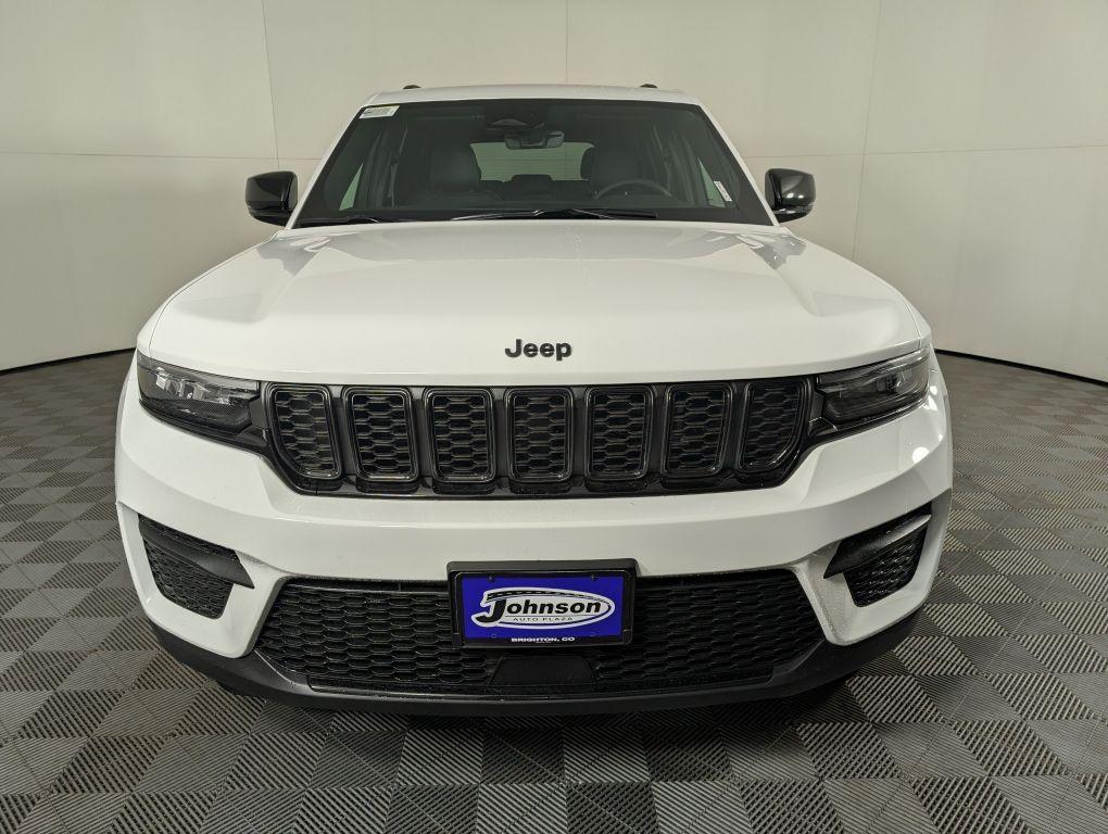 new 2025 Jeep Grand Cherokee car, priced at $43,463