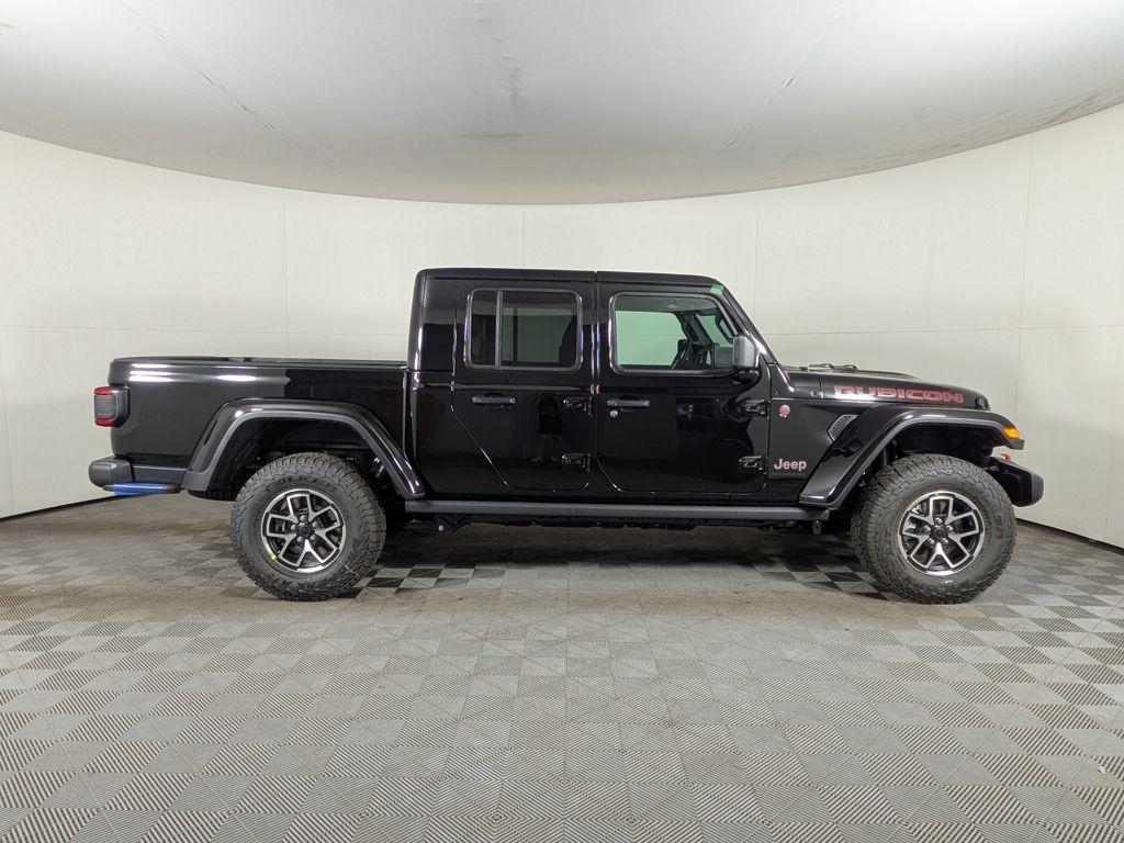 new 2025 Jeep Gladiator car, priced at $50,986
