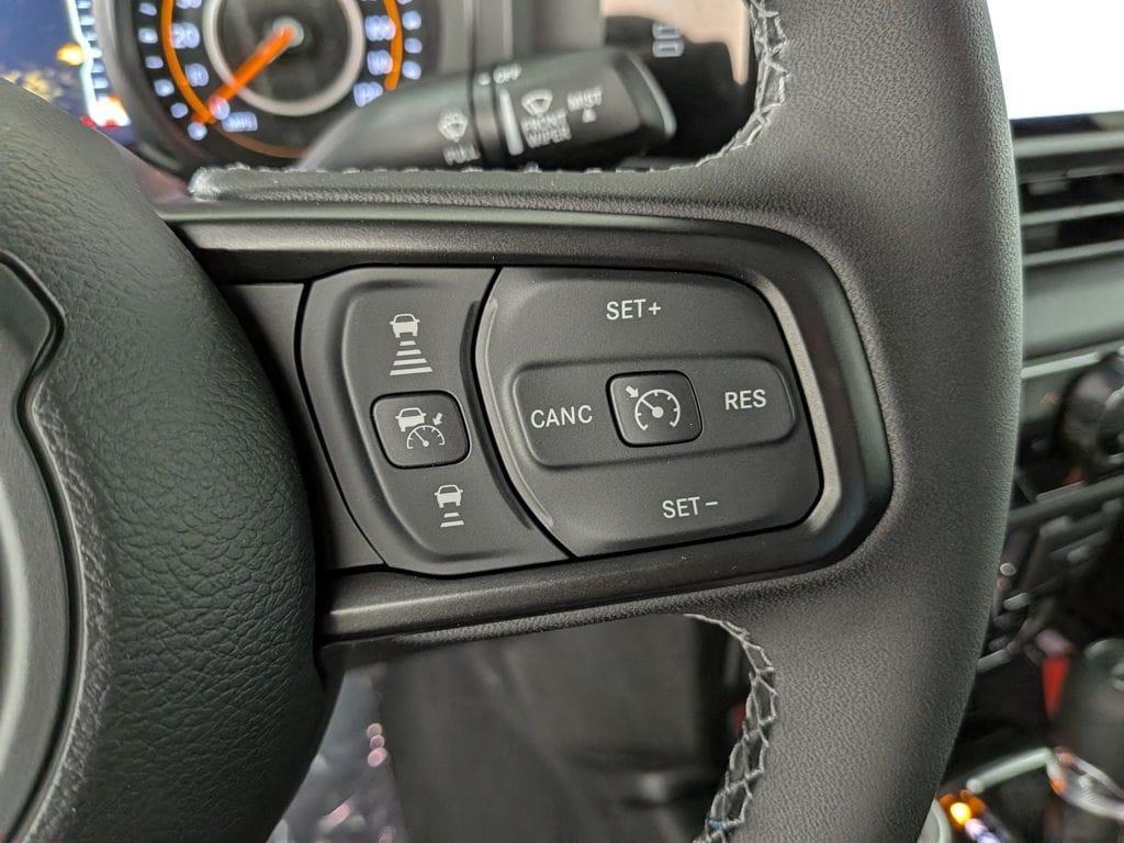 new 2025 Jeep Gladiator car, priced at $50,986