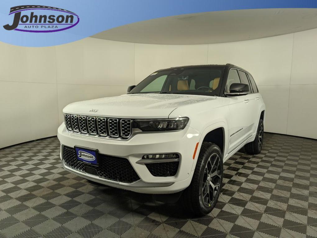 new 2025 Jeep Grand Cherokee car, priced at $64,245