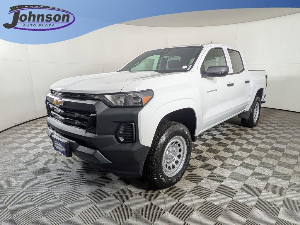 new 2025 Chevrolet Colorado car, priced at $39,134