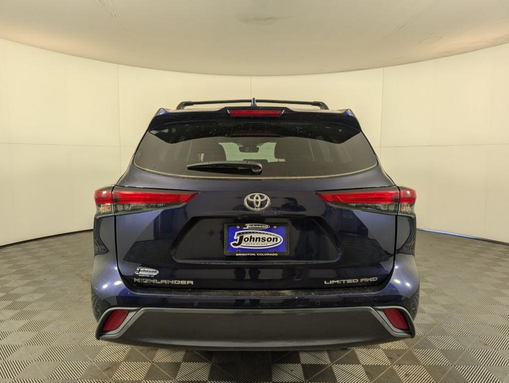 used 2022 Toyota Highlander car, priced at $40,988