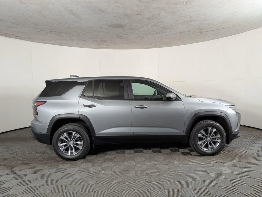 new 2026 Chevrolet Equinox car, priced at $34,577