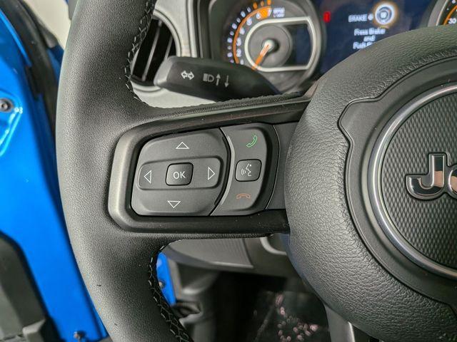 new 2025 Jeep Wrangler car, priced at $46,622