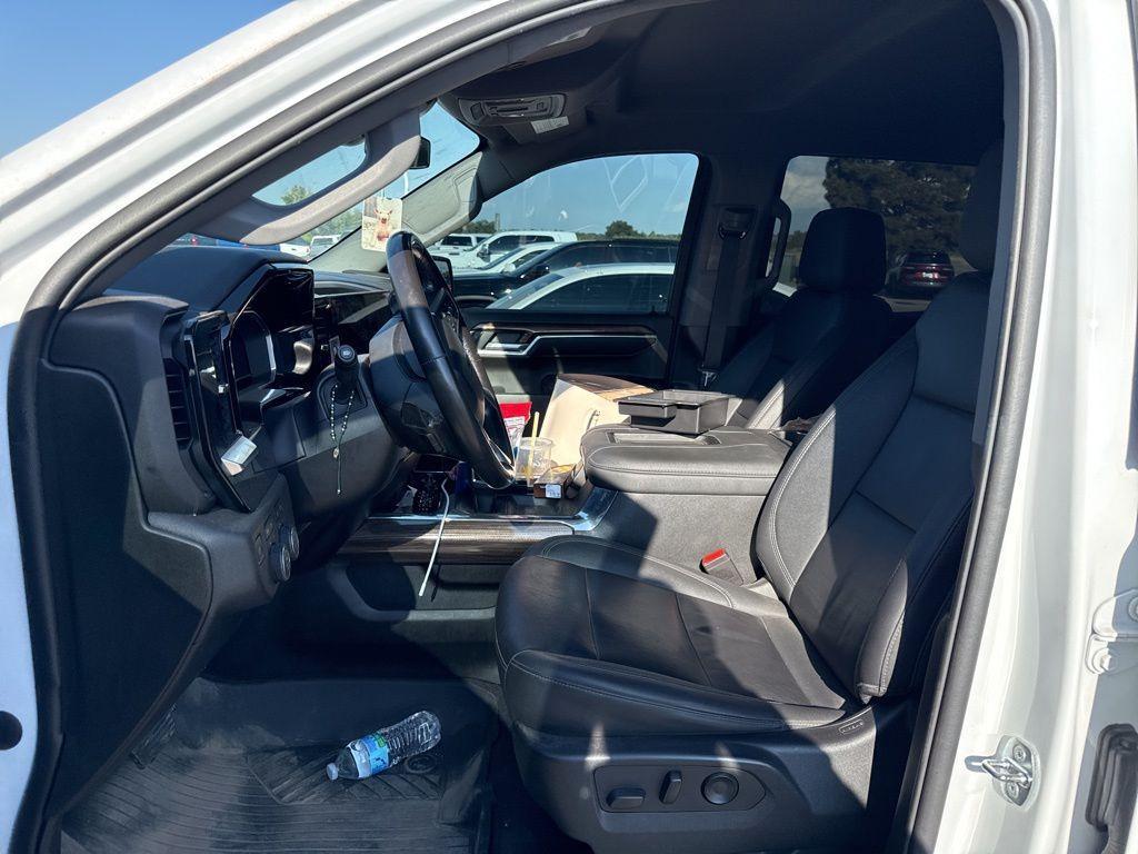 used 2022 Chevrolet Silverado 1500 car, priced at $39,988