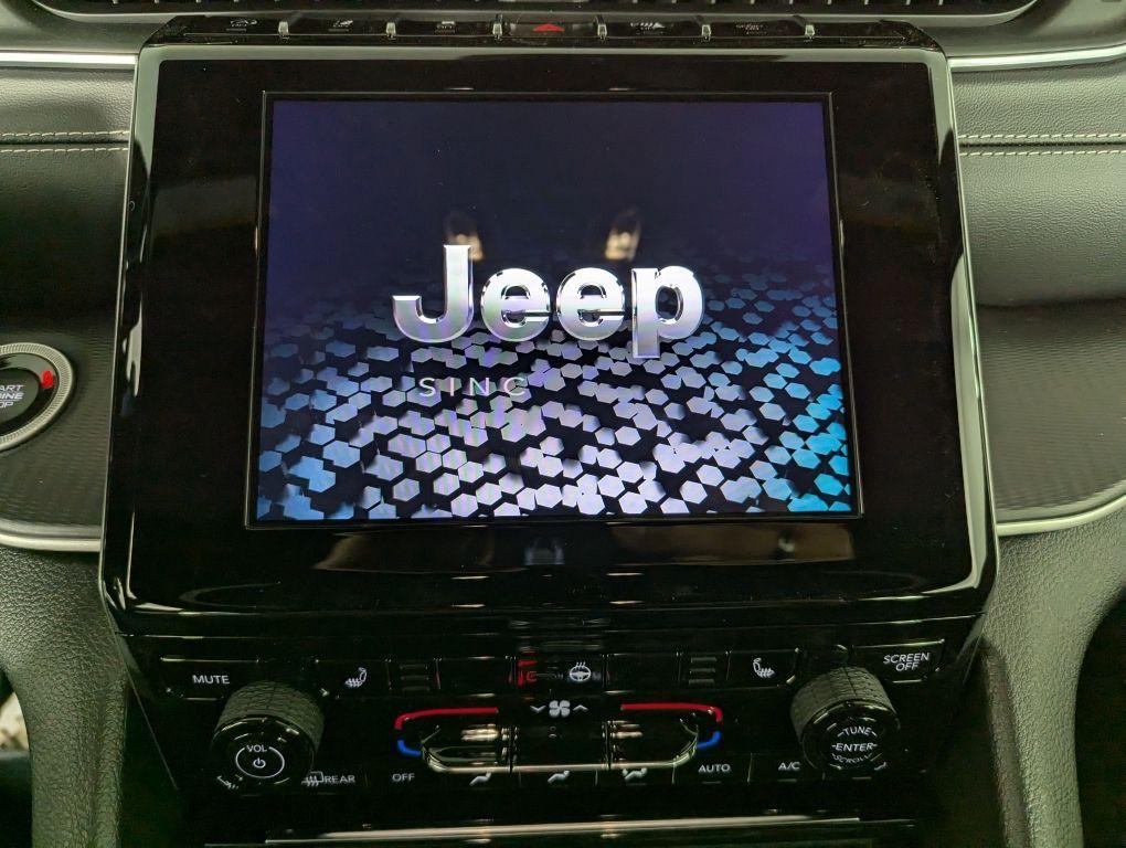 new 2025 Jeep Grand Cherokee L car, priced at $46,821