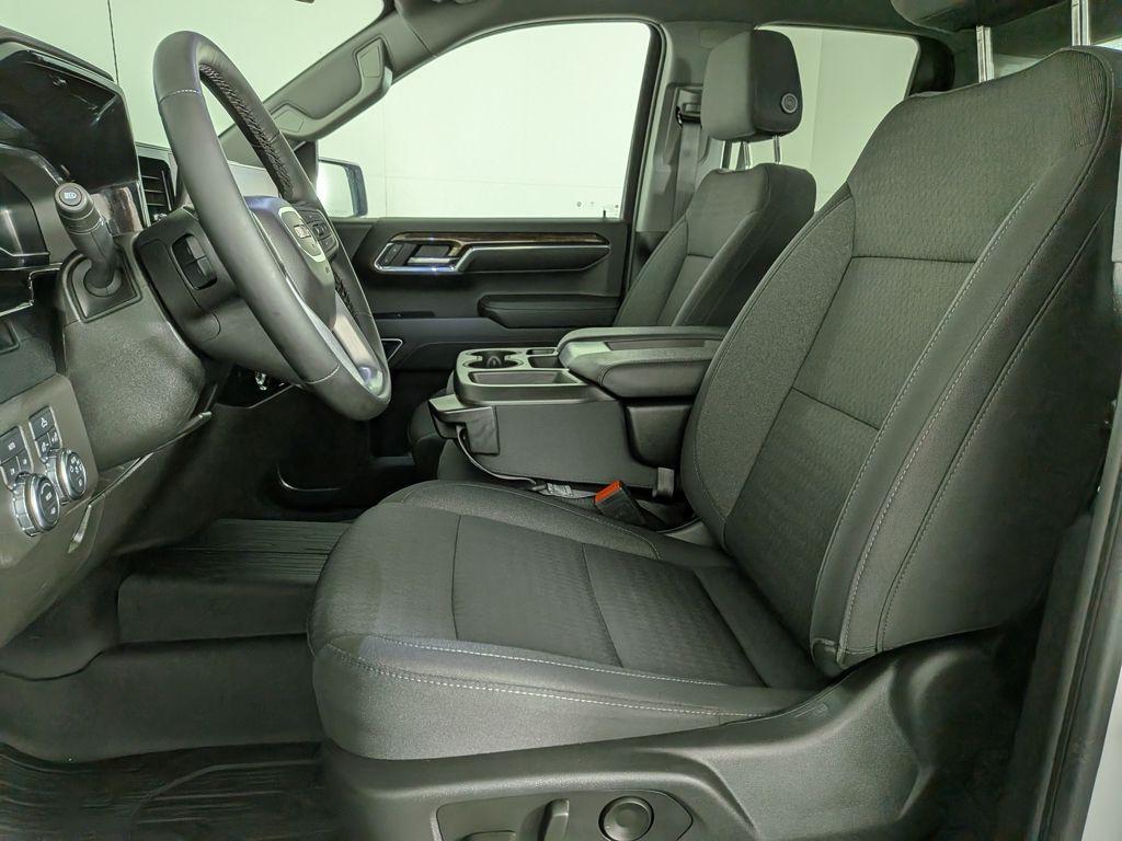 used 2023 GMC Sierra 1500 car, priced at $39,988