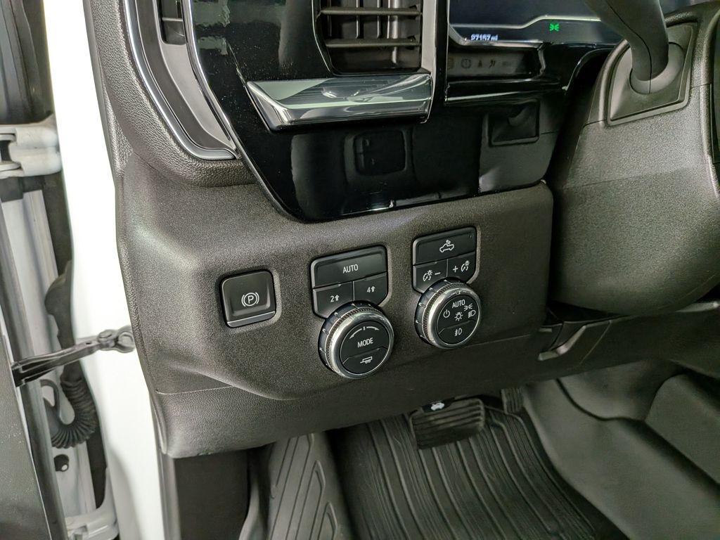 used 2023 GMC Sierra 1500 car, priced at $39,988