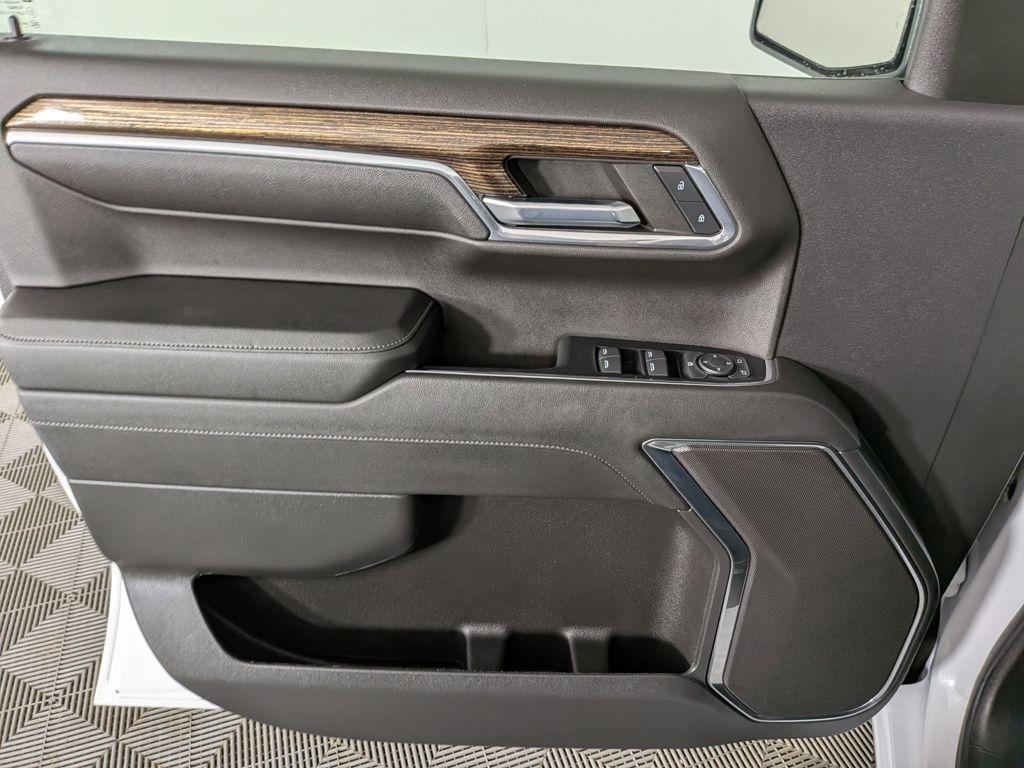used 2023 GMC Sierra 1500 car, priced at $39,988