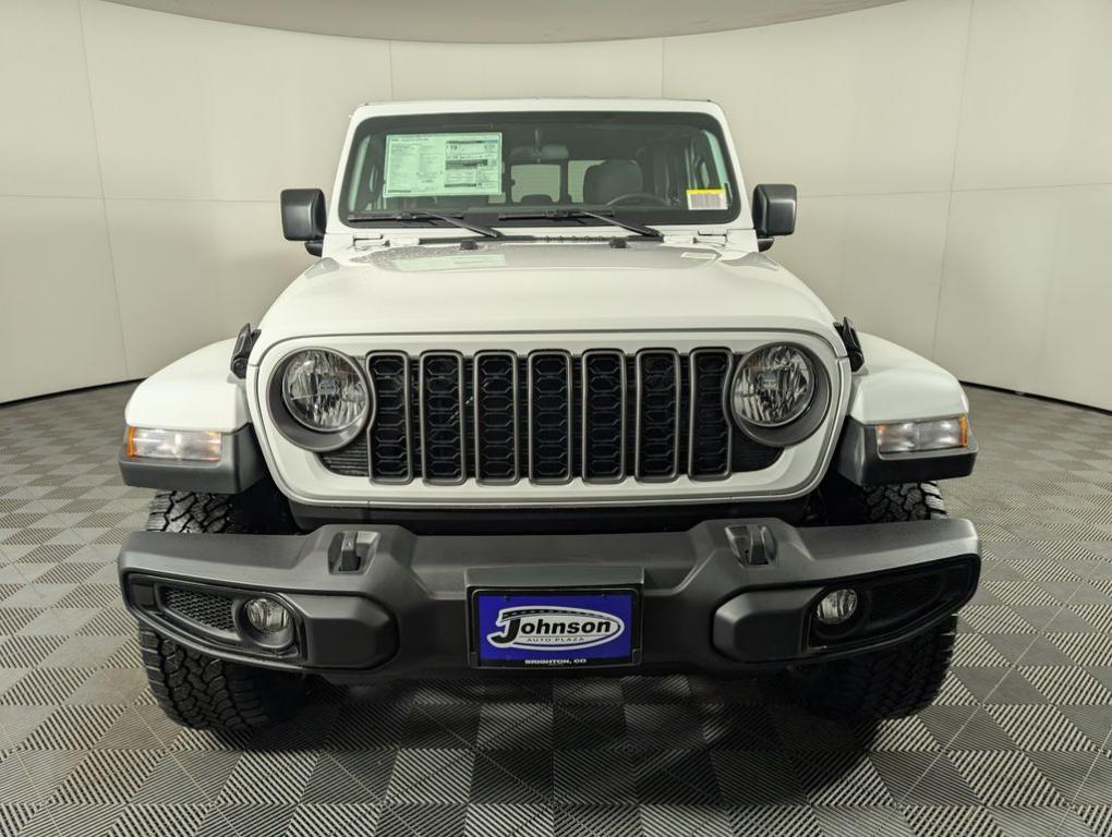 new 2025 Jeep Gladiator car, priced at $43,184