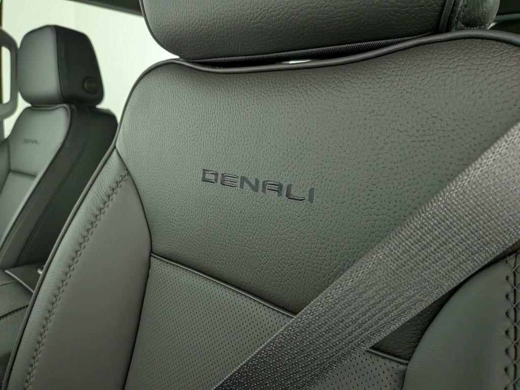 new 2025 GMC Sierra 2500 car, priced at $83,293