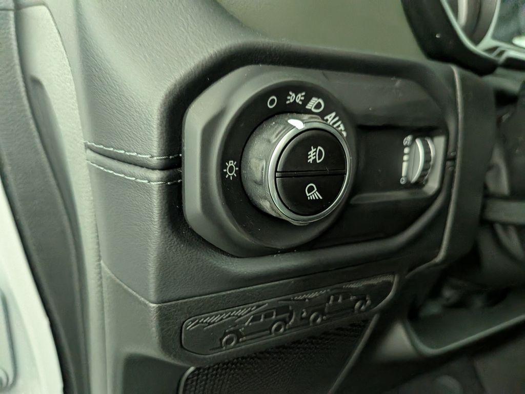 new 2025 Jeep Gladiator car, priced at $53,461