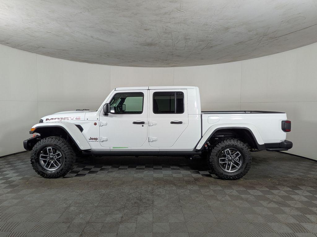 new 2025 Jeep Gladiator car, priced at $53,461