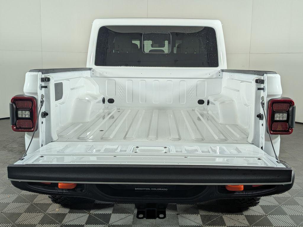 new 2025 Jeep Gladiator car, priced at $53,461