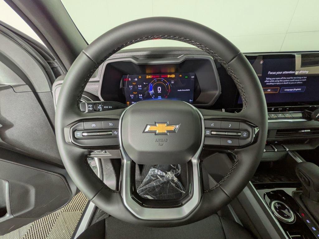 new 2025 Chevrolet Colorado car, priced at $39,609