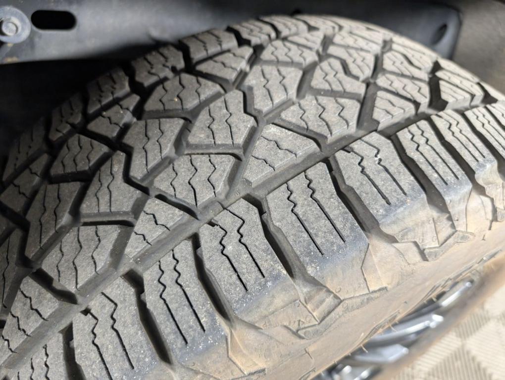 used 2021 GMC Canyon car, priced at $28,488