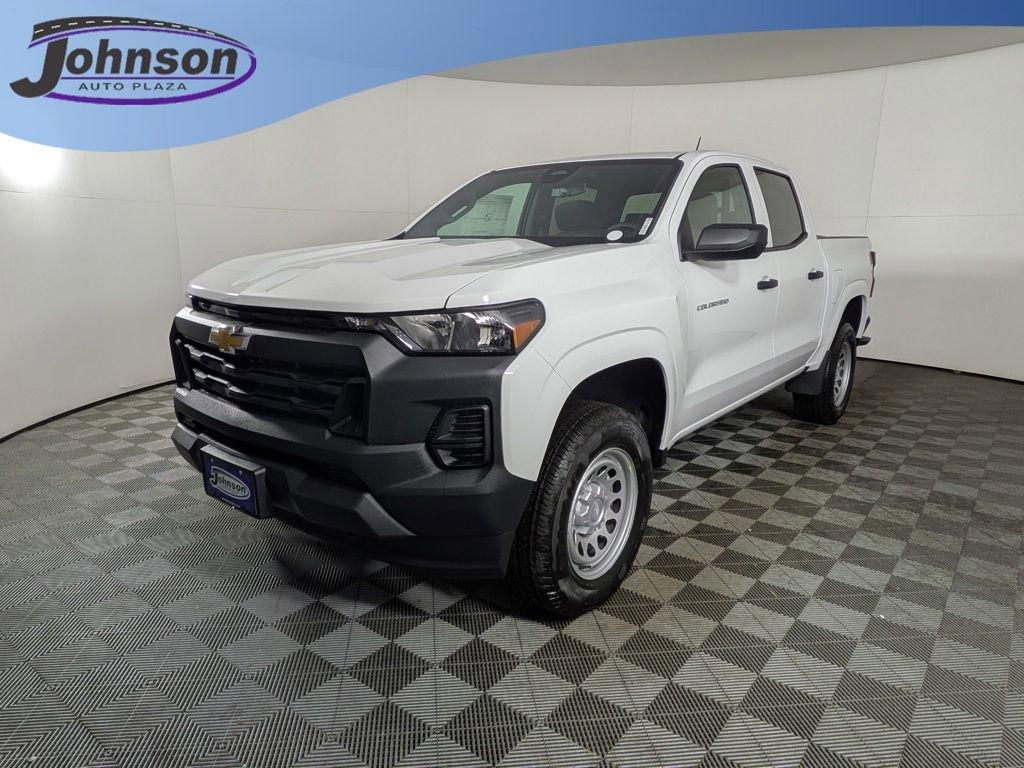 new 2025 Chevrolet Colorado car, priced at $39,134