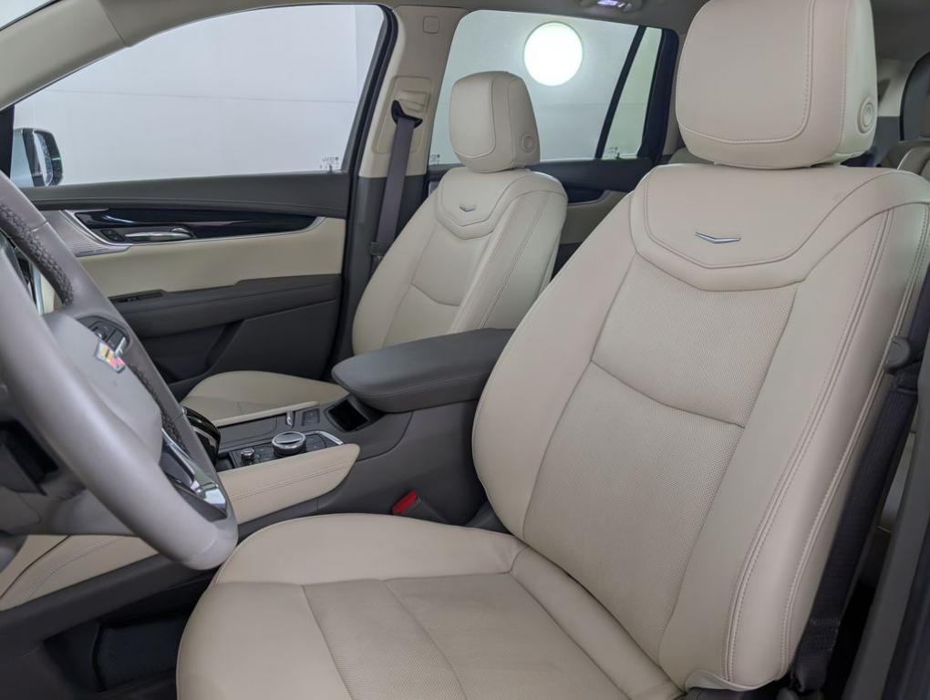 used 2024 Cadillac XT6 car, priced at $48,488