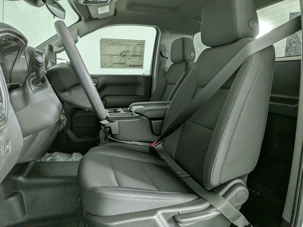 new 2025 Chevrolet Silverado 1500 car, priced at $43,947