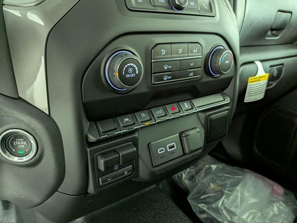 new 2025 Chevrolet Silverado 1500 car, priced at $43,947