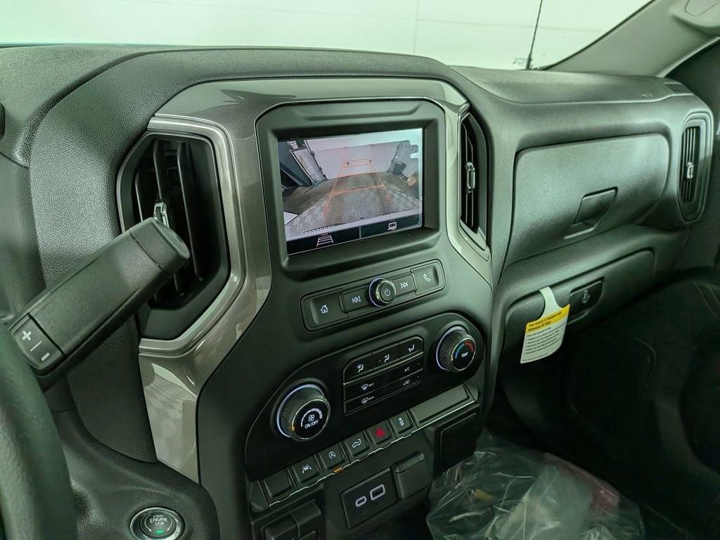 new 2025 Chevrolet Silverado 1500 car, priced at $43,947