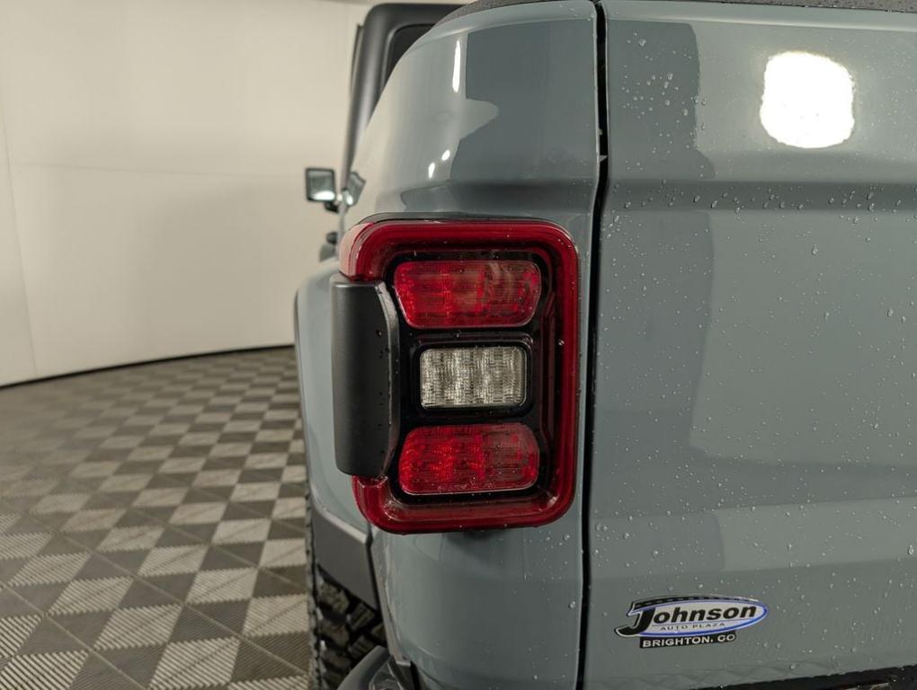 new 2025 Jeep Gladiator car, priced at $50,579