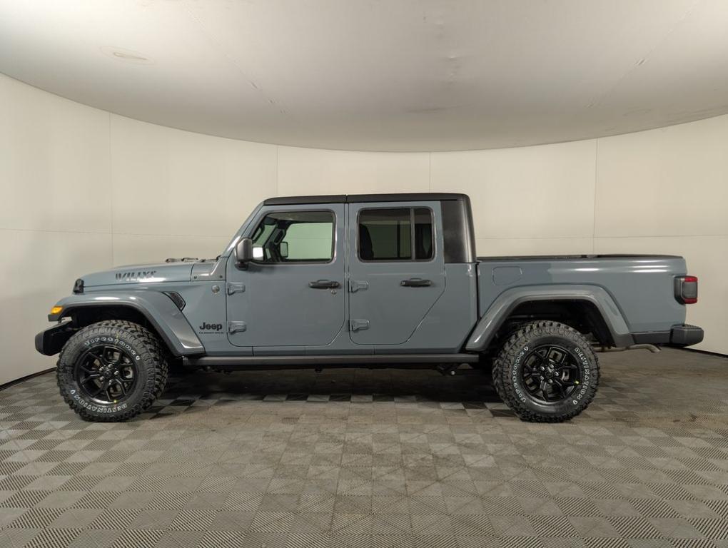 new 2025 Jeep Gladiator car, priced at $50,579