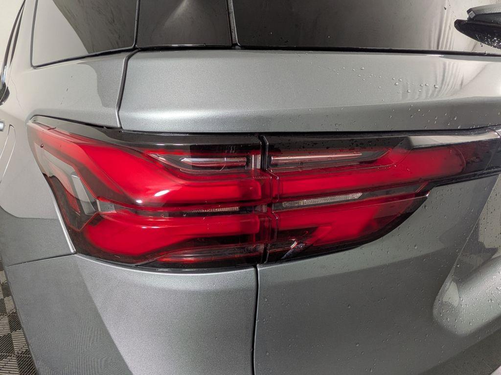 used 2024 Chevrolet Traverse Limited car, priced at $33,388