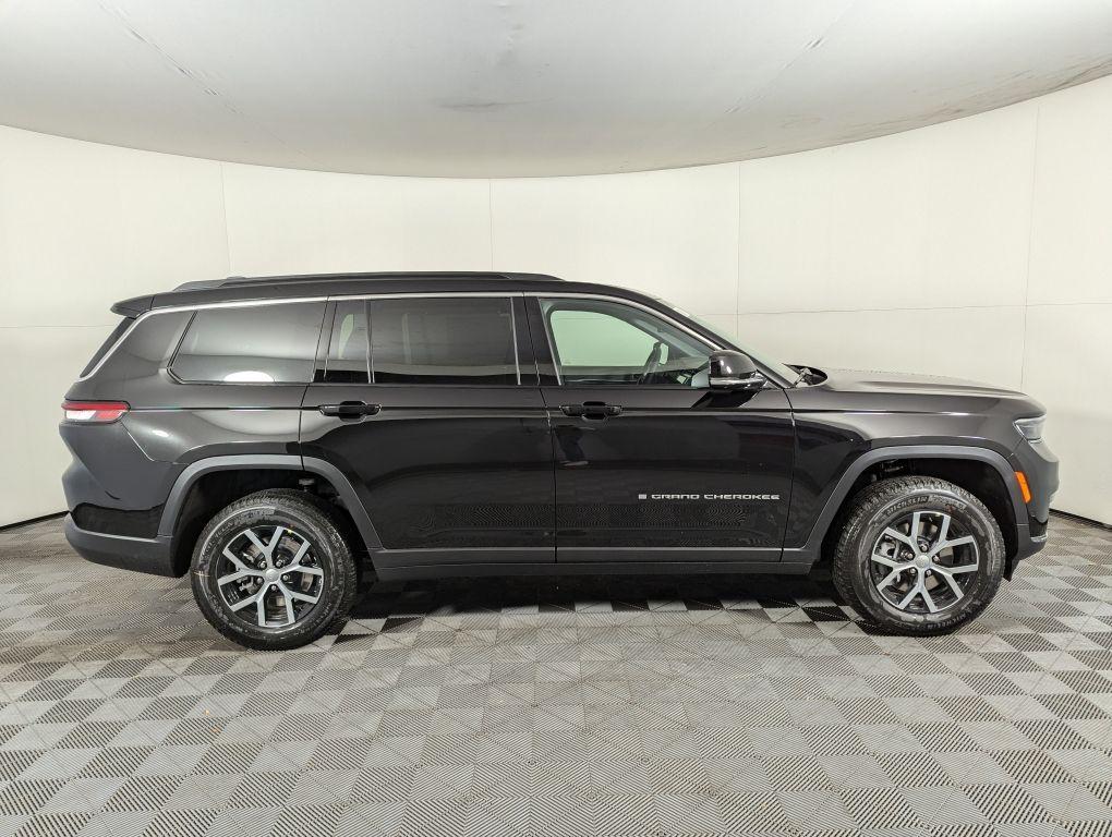 new 2025 Jeep Grand Cherokee L car, priced at $51,939