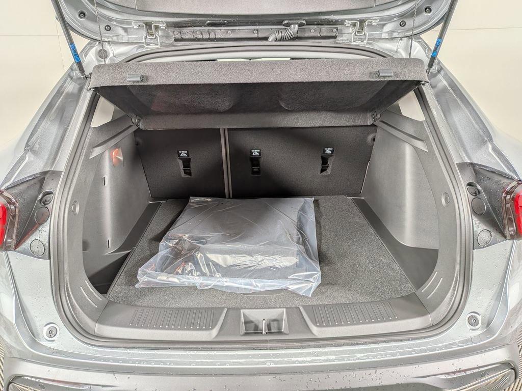 new 2025 Chevrolet Trax car, priced at $26,741