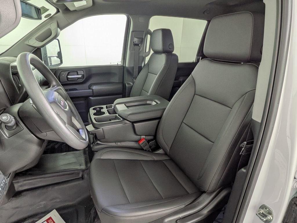 new 2025 GMC Sierra 2500 car, priced at $60,674