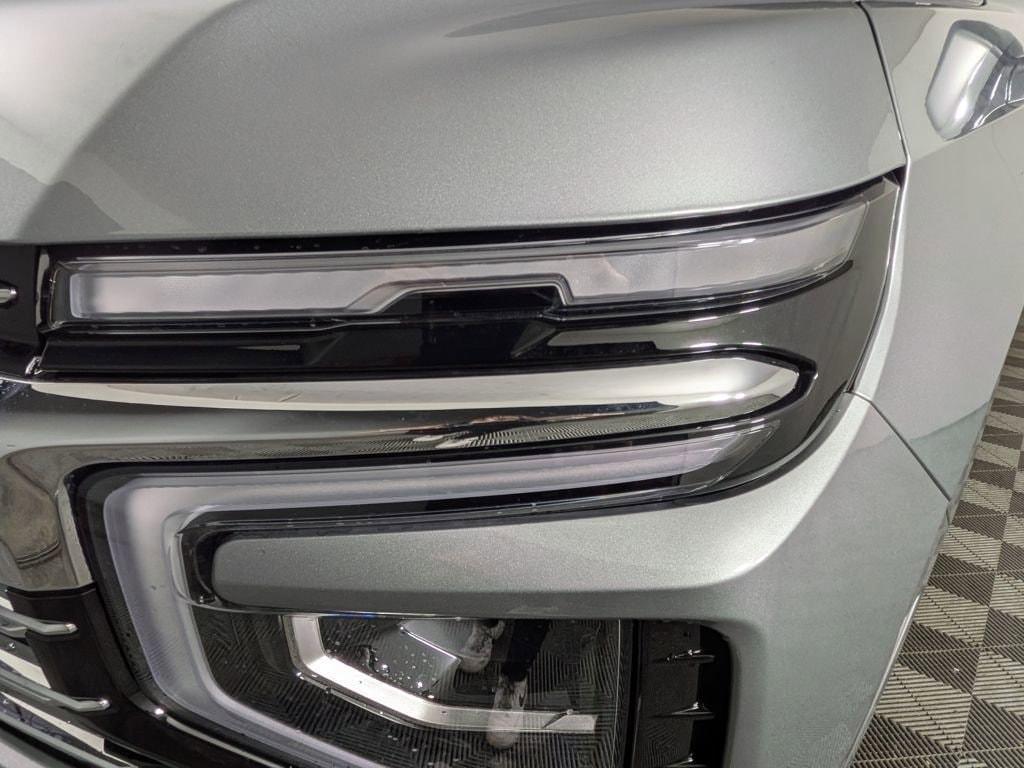 new 2025 Chevrolet Tahoe car, priced at $86,199