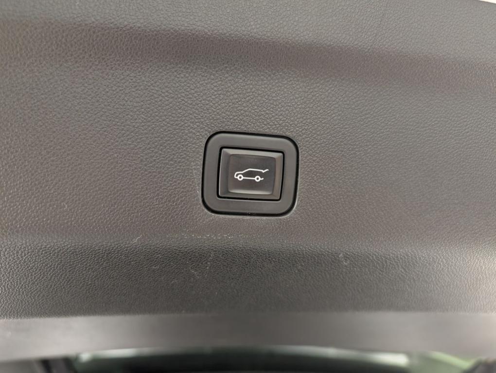 used 2023 Chevrolet Tahoe car, priced at $44,988